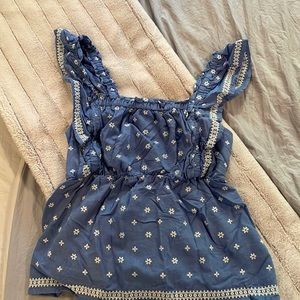 Old navy lightweight top